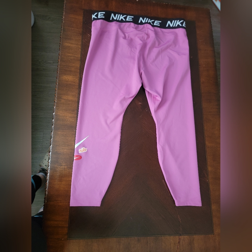 Nike Pink Athletic Leggins